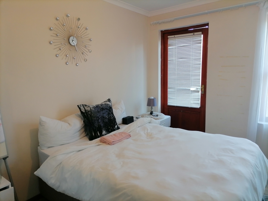 To Let 2 Bedroom Property for Rent in Parklands North Western Cape